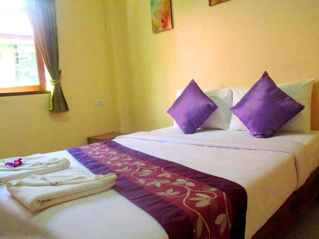 Happiness Resort Ban Khlong Haeng Екстериор снимка